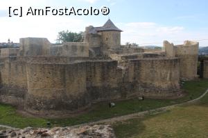 [P40] Cetatea de Scaun a Sucevei văzută de pe alee, arată tare bine acum după renovare, ce ziduri, ce șanțuri, de necucerit!! » foto by mprofeanu
 - 
<span class="allrVoted glyphicon glyphicon-heart hidden" id="av1324079"></span>
<a class="m-l-10 hidden" id="sv1324079" onclick="voting_Foto_DelVot(,1324079,4721)" role="button">șterge vot <span class="glyphicon glyphicon-remove"></span></a>
<a id="v91324079" class=" c-red"  onclick="voting_Foto_SetVot(1324079)" role="button"><span class="glyphicon glyphicon-heart-empty"></span> <b>LIKE</b> = Votează poza</a> <img class="hidden"  id="f1324079W9" src="/imagini/loader.gif" border="0" /><span class="AjErrMes hidden" id="e1324079ErM"></span>