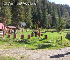 [P04] &Icirc;n curte ca Cuca, Iezer Păpușa, pe lumină » foto by Mioritik
 - 
<span class="allrVoted glyphicon glyphicon-heart hidden" id="av1229450"></span>
<a class="m-l-10 hidden" id="sv1229450" onclick="voting_Foto_DelVot(,1229450,4725)" role="button">șterge vot <span class="glyphicon glyphicon-remove"></span></a>
<a id="v91229450" class=" c-red"  onclick="voting_Foto_SetVot(1229450)" role="button"><span class="glyphicon glyphicon-heart-empty"></span> <b>LIKE</b> = Votează poza</a> <img class="hidden"  id="f1229450W9" src="/imagini/loader.gif" border="0" /><span class="AjErrMes hidden" id="e1229450ErM"></span>