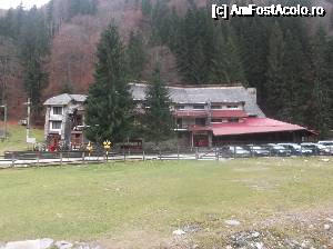 [P01] Cabana Voina - punct de plecare către Cabana Cuca. Într-o zi de noiembrie parcarea era plină.  » foto by Aurici
 - 
<span class="allrVoted glyphicon glyphicon-heart hidden" id="av694367"></span>
<a class="m-l-10 hidden" id="sv694367" onclick="voting_Foto_DelVot(,694367,4725)" role="button">șterge vot <span class="glyphicon glyphicon-remove"></span></a>
<a id="v9694367" class=" c-red"  onclick="voting_Foto_SetVot(694367)" role="button"><span class="glyphicon glyphicon-heart-empty"></span> <b>LIKE</b> = Votează poza</a> <img class="hidden"  id="f694367W9" src="/imagini/loader.gif" border="0" /><span class="AjErrMes hidden" id="e694367ErM"></span>
