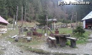 [P18] Curtea din spatele cabanei Cuca.  » foto by Aurici
 - 
<span class="allrVoted glyphicon glyphicon-heart hidden" id="av694384"></span>
<a class="m-l-10 hidden" id="sv694384" onclick="voting_Foto_DelVot(,694384,4725)" role="button">șterge vot <span class="glyphicon glyphicon-remove"></span></a>
<a id="v9694384" class=" c-red"  onclick="voting_Foto_SetVot(694384)" role="button"><span class="glyphicon glyphicon-heart-empty"></span> <b>LIKE</b> = Votează poza</a> <img class="hidden"  id="f694384W9" src="/imagini/loader.gif" border="0" /><span class="AjErrMes hidden" id="e694384ErM"></span>