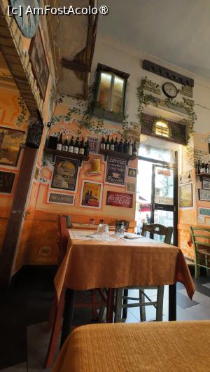 [P04] La Fraschetta Der Panino - interior » foto by Dragoș_MD
 - 
<span class="allrVoted glyphicon glyphicon-heart hidden" id="av1473245"></span>
<a class="m-l-10 hidden" id="sv1473245" onclick="voting_Foto_DelVot(,1473245,4732)" role="button">șterge vot <span class="glyphicon glyphicon-remove"></span></a>
<a id="v91473245" class=" c-red"  onclick="voting_Foto_SetVot(1473245)" role="button"><span class="glyphicon glyphicon-heart-empty"></span> <b>LIKE</b> = Votează poza</a> <img class="hidden"  id="f1473245W9" src="/imagini/loader.gif" border="0" /><span class="AjErrMes hidden" id="e1473245ErM"></span>