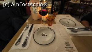[P46] da Robertino - paharul de vin roșu. Farfuria de pe masă nu e reală, e un desen! » foto by Dragoș_MD
 - 
<span class="allrVoted glyphicon glyphicon-heart hidden" id="av1473287"></span>
<a class="m-l-10 hidden" id="sv1473287" onclick="voting_Foto_DelVot(,1473287,4732)" role="button">șterge vot <span class="glyphicon glyphicon-remove"></span></a>
<a id="v91473287" class=" c-red"  onclick="voting_Foto_SetVot(1473287)" role="button"><span class="glyphicon glyphicon-heart-empty"></span> <b>LIKE</b> = Votează poza</a> <img class="hidden"  id="f1473287W9" src="/imagini/loader.gif" border="0" /><span class="AjErrMes hidden" id="e1473287ErM"></span>