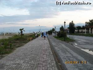 [P05] Faleza, vedere în direcția Olimpic Beach, în zare Olimpul » foto by user.im
 - 
<span class="allrVoted glyphicon glyphicon-heart hidden" id="av561636"></span>
<a class="m-l-10 hidden" id="sv561636" onclick="voting_Foto_DelVot(,561636,4735)" role="button">șterge vot <span class="glyphicon glyphicon-remove"></span></a>
<a id="v9561636" class=" c-red"  onclick="voting_Foto_SetVot(561636)" role="button"><span class="glyphicon glyphicon-heart-empty"></span> <b>LIKE</b> = Votează poza</a> <img class="hidden"  id="f561636W9" src="/imagini/loader.gif" border="0" /><span class="AjErrMes hidden" id="e561636ErM"></span>