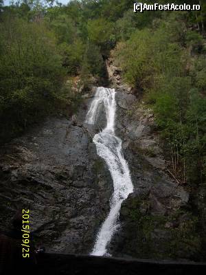 [P19] Cascada Lotrișor.  » foto by puiutea
 - 
<span class="allrVoted glyphicon glyphicon-heart hidden" id="av676208"></span>
<a class="m-l-10 hidden" id="sv676208" onclick="voting_Foto_DelVot(,676208,4859)" role="button">șterge vot <span class="glyphicon glyphicon-remove"></span></a>
<a id="v9676208" class=" c-red"  onclick="voting_Foto_SetVot(676208)" role="button"><span class="glyphicon glyphicon-heart-empty"></span> <b>LIKE</b> = Votează poza</a> <img class="hidden"  id="f676208W9" src="/imagini/loader.gif" border="0" /><span class="AjErrMes hidden" id="e676208ErM"></span>