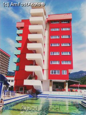 [P01] Una dintre piscinele exterioare (termale) hotel Oltul (ştrand Oltul), iunie 2016.  » foto by cod_gabriel
 - 
<span class="allrVoted glyphicon glyphicon-heart hidden" id="av823251"></span>
<a class="m-l-10 hidden" id="sv823251" onclick="voting_Foto_DelVot(,823251,4859)" role="button">șterge vot <span class="glyphicon glyphicon-remove"></span></a>
<a id="v9823251" class=" c-red"  onclick="voting_Foto_SetVot(823251)" role="button"><span class="glyphicon glyphicon-heart-empty"></span> <b>LIKE</b> = Votează poza</a> <img class="hidden"  id="f823251W9" src="/imagini/loader.gif" border="0" /><span class="AjErrMes hidden" id="e823251ErM"></span>