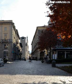 [P09] Din piazza Cavona catre Dom » foto by cristian pinte
 - 
<span class="allrVoted glyphicon glyphicon-heart hidden" id="av691883"></span>
<a class="m-l-10 hidden" id="sv691883" onclick="voting_Foto_DelVot(,691883,4871)" role="button">șterge vot <span class="glyphicon glyphicon-remove"></span></a>
<a id="v9691883" class=" c-red"  onclick="voting_Foto_SetVot(691883)" role="button"><span class="glyphicon glyphicon-heart-empty"></span> <b>LIKE</b> = Votează poza</a> <img class="hidden"  id="f691883W9" src="/imagini/loader.gif" border="0" /><span class="AjErrMes hidden" id="e691883ErM"></span>