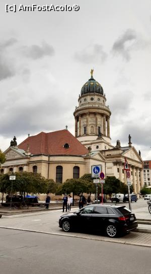 [P55] Catedrala franceză din Gendarmenmarkt » foto by Carmen Ion
 - 
<span class="allrVoted glyphicon glyphicon-heart hidden" id="av1282763"></span>
<a class="m-l-10 hidden" id="sv1282763" onclick="voting_Foto_DelVot(,1282763,4900)" role="button">șterge vot <span class="glyphicon glyphicon-remove"></span></a>
<a id="v91282763" class=" c-red"  onclick="voting_Foto_SetVot(1282763)" role="button"><span class="glyphicon glyphicon-heart-empty"></span> <b>LIKE</b> = Votează poza</a> <img class="hidden"  id="f1282763W9" src="/imagini/loader.gif" border="0" /><span class="AjErrMes hidden" id="e1282763ErM"></span>