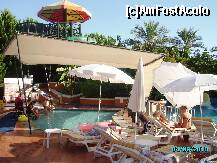 [P18] Piscina cu umbrar pt. copii, la Hotel Pegasos Royal » foto by aysha
 - 
<span class="allrVoted glyphicon glyphicon-heart hidden" id="av132371"></span>
<a class="m-l-10 hidden" id="sv132371" onclick="voting_Foto_DelVot(,132371,4920)" role="button">șterge vot <span class="glyphicon glyphicon-remove"></span></a>
<a id="v9132371" class=" c-red"  onclick="voting_Foto_SetVot(132371)" role="button"><span class="glyphicon glyphicon-heart-empty"></span> <b>LIKE</b> = Votează poza</a> <img class="hidden"  id="f132371W9" src="/imagini/loader.gif" border="0" /><span class="AjErrMes hidden" id="e132371ErM"></span>