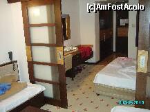 [P09] Camera Hotel Pegasos Royal » foto by aysha
 - 
<span class="allrVoted glyphicon glyphicon-heart hidden" id="av132362"></span>
<a class="m-l-10 hidden" id="sv132362" onclick="voting_Foto_DelVot(,132362,4920)" role="button">șterge vot <span class="glyphicon glyphicon-remove"></span></a>
<a id="v9132362" class=" c-red"  onclick="voting_Foto_SetVot(132362)" role="button"><span class="glyphicon glyphicon-heart-empty"></span> <b>LIKE</b> = Votează poza</a> <img class="hidden"  id="f132362W9" src="/imagini/loader.gif" border="0" /><span class="AjErrMes hidden" id="e132362ErM"></span>