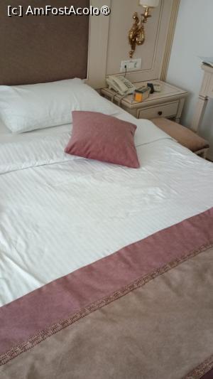 [P15] Patul. Enorm. » foto by Zoazore
 - 
<span class="allrVoted glyphicon glyphicon-heart hidden" id="av1523819"></span>
<a class="m-l-10 hidden" id="sv1523819" onclick="voting_Foto_DelVot(,1523819,4946)" role="button">șterge vot <span class="glyphicon glyphicon-remove"></span></a>
<a id="v91523819" class=" c-red"  onclick="voting_Foto_SetVot(1523819)" role="button"><span class="glyphicon glyphicon-heart-empty"></span> <b>LIKE</b> = Votează poza</a> <img class="hidden"  id="f1523819W9" src="/imagini/loader.gif" border="0" /><span class="AjErrMes hidden" id="e1523819ErM"></span>