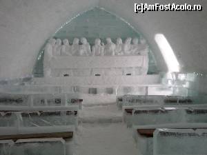 [P11] Altarul este decorat cu sculpturi din gheață.  » foto by Mika
 - 
<span class="allrVoted glyphicon glyphicon-heart hidden" id="av684677"></span>
<a class="m-l-10 hidden" id="sv684677" onclick="voting_Foto_DelVot(,684677,4967)" role="button">șterge vot <span class="glyphicon glyphicon-remove"></span></a>
<a id="v9684677" class=" c-red"  onclick="voting_Foto_SetVot(684677)" role="button"><span class="glyphicon glyphicon-heart-empty"></span> <b>LIKE</b> = Votează poza</a> <img class="hidden"  id="f684677W9" src="/imagini/loader.gif" border="0" /><span class="AjErrMes hidden" id="e684677ErM"></span>