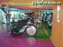 [P64] Sala de fitness. » foto by balasa violeta
 - 
<span class="allrVoted glyphicon glyphicon-heart hidden" id="av79812"></span>
<a class="m-l-10 hidden" id="sv79812" onclick="voting_Foto_DelVot(,79812,5069)" role="button">șterge vot <span class="glyphicon glyphicon-remove"></span></a>
<a id="v979812" class=" c-red"  onclick="voting_Foto_SetVot(79812)" role="button"><span class="glyphicon glyphicon-heart-empty"></span> <b>LIKE</b> = Votează poza</a> <img class="hidden"  id="f79812W9" src="/imagini/loader.gif" border="0" /><span class="AjErrMes hidden" id="e79812ErM"></span>