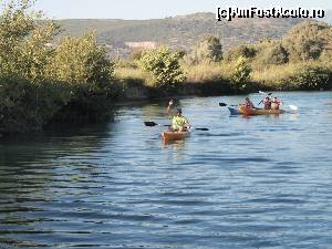 [P21] Cu barca pe Acheron river- kaiacistii de pe rau ne saluta » foto by luciaoradea
 - 
<span class="allrVoted glyphicon glyphicon-heart hidden" id="av590899"></span>
<a class="m-l-10 hidden" id="sv590899" onclick="voting_Foto_DelVot(,590899,5075)" role="button">șterge vot <span class="glyphicon glyphicon-remove"></span></a>
<a id="v9590899" class=" c-red"  onclick="voting_Foto_SetVot(590899)" role="button"><span class="glyphicon glyphicon-heart-empty"></span> <b>LIKE</b> = Votează poza</a> <img class="hidden"  id="f590899W9" src="/imagini/loader.gif" border="0" /><span class="AjErrMes hidden" id="e590899ErM"></span>