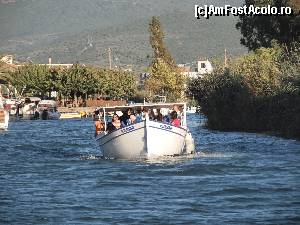 [P47] Cu barca pe Acheron river- barcuta Voula langa port » foto by luciaoradea
 - 
<span class="allrVoted glyphicon glyphicon-heart hidden" id="av590925"></span>
<a class="m-l-10 hidden" id="sv590925" onclick="voting_Foto_DelVot(,590925,5075)" role="button">șterge vot <span class="glyphicon glyphicon-remove"></span></a>
<a id="v9590925" class=" c-red"  onclick="voting_Foto_SetVot(590925)" role="button"><span class="glyphicon glyphicon-heart-empty"></span> <b>LIKE</b> = Votează poza</a> <img class="hidden"  id="f590925W9" src="/imagini/loader.gif" border="0" /><span class="AjErrMes hidden" id="e590925ErM"></span>