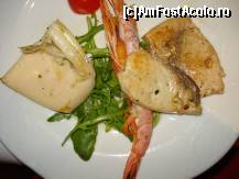 [P08] Mix de peste si fructe de mare pe pat de rucola » foto by andraz
 - 
<span class="allrVoted glyphicon glyphicon-heart hidden" id="av310517"></span>
<a class="m-l-10 hidden" id="sv310517" onclick="voting_Foto_DelVot(,310517,5104)" role="button">șterge vot <span class="glyphicon glyphicon-remove"></span></a>
<a id="v9310517" class=" c-red"  onclick="voting_Foto_SetVot(310517)" role="button"><span class="glyphicon glyphicon-heart-empty"></span> <b>LIKE</b> = Votează poza</a> <img class="hidden"  id="f310517W9" src="/imagini/loader.gif" border="0" /><span class="AjErrMes hidden" id="e310517ErM"></span>