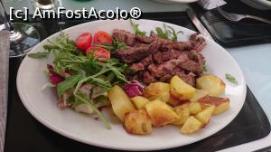 [P57] Vitel la Trattoria Fresco » foto by Aurici
 - 
<span class="allrVoted glyphicon glyphicon-heart hidden" id="av875191"></span>
<a class="m-l-10 hidden" id="sv875191" onclick="voting_Foto_DelVot(,875191,5128)" role="button">șterge vot <span class="glyphicon glyphicon-remove"></span></a>
<a id="v9875191" class=" c-red"  onclick="voting_Foto_SetVot(875191)" role="button"><span class="glyphicon glyphicon-heart-empty"></span> <b>LIKE</b> = Votează poza</a> <img class="hidden"  id="f875191W9" src="/imagini/loader.gif" border="0" /><span class="AjErrMes hidden" id="e875191ErM"></span>