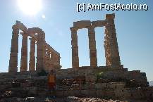 [P22] Templul lui Poseidon de la cap Sounio, de o rara frumusete mai ales in amurg » foto by poseidon
 - 
<span class="allrVoted glyphicon glyphicon-heart hidden" id="av132791"></span>
<a class="m-l-10 hidden" id="sv132791" onclick="voting_Foto_DelVot(,132791,5137)" role="button">șterge vot <span class="glyphicon glyphicon-remove"></span></a>
<a id="v9132791" class=" c-red"  onclick="voting_Foto_SetVot(132791)" role="button"><span class="glyphicon glyphicon-heart-empty"></span> <b>LIKE</b> = Votează poza</a> <img class="hidden"  id="f132791W9" src="/imagini/loader.gif" border="0" /><span class="AjErrMes hidden" id="e132791ErM"></span>