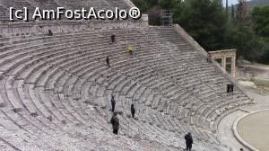 [P23] Teatrul Antic din Epidaurus. O parte din cavee si poarta de acces dinspre partea estica. » foto by ovidiuyepi
 - 
<span class="allrVoted glyphicon glyphicon-heart hidden" id="av1293446"></span>
<a class="m-l-10 hidden" id="sv1293446" onclick="voting_Foto_DelVot(,1293446,5137)" role="button">șterge vot <span class="glyphicon glyphicon-remove"></span></a>
<a id="v91293446" class=" c-red"  onclick="voting_Foto_SetVot(1293446)" role="button"><span class="glyphicon glyphicon-heart-empty"></span> <b>LIKE</b> = Votează poza</a> <img class="hidden"  id="f1293446W9" src="/imagini/loader.gif" border="0" /><span class="AjErrMes hidden" id="e1293446ErM"></span>
