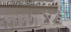 [P41] Copii ale unor statuete care au impodobit altarele din Sanctuarul Asklepeion. » foto by ovidiuyepi
 - 
<span class="allrVoted glyphicon glyphicon-heart hidden" id="av1293464"></span>
<a class="m-l-10 hidden" id="sv1293464" onclick="voting_Foto_DelVot(,1293464,5137)" role="button">șterge vot <span class="glyphicon glyphicon-remove"></span></a>
<a id="v91293464" class=" c-red"  onclick="voting_Foto_SetVot(1293464)" role="button"><span class="glyphicon glyphicon-heart-empty"></span> <b>LIKE</b> = Votează poza</a> <img class="hidden"  id="f1293464W9" src="/imagini/loader.gif" border="0" /><span class="AjErrMes hidden" id="e1293464ErM"></span>