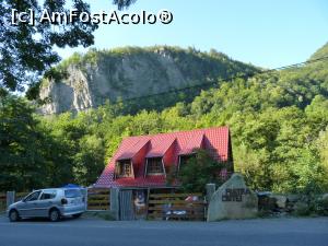 [P76] Lepsa 2016 - La intrarea in Lepsa peste drum de izvor, Piatra Ciutei, insa cand vorbim de acest loc spunem 'LA Saragea'.  » foto by mishu
 - 
<span class="allrVoted glyphicon glyphicon-heart hidden" id="av793805"></span>
<a class="m-l-10 hidden" id="sv793805" onclick="voting_Foto_DelVot(,793805,5170)" role="button">șterge vot <span class="glyphicon glyphicon-remove"></span></a>
<a id="v9793805" class=" c-red"  onclick="voting_Foto_SetVot(793805)" role="button"><span class="glyphicon glyphicon-heart-empty"></span> <b>LIKE</b> = Votează poza</a> <img class="hidden"  id="f793805W9" src="/imagini/loader.gif" border="0" /><span class="AjErrMes hidden" id="e793805ErM"></span>