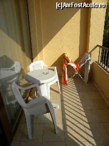 [P01] balconul camerei » foto by molko*
 - 
<span class="allrVoted glyphicon glyphicon-heart hidden" id="av116767"></span>
<a class="m-l-10 hidden" id="sv116767" onclick="voting_Foto_DelVot(,116767,5201)" role="button">șterge vot <span class="glyphicon glyphicon-remove"></span></a>
<a id="v9116767" class=" c-red"  onclick="voting_Foto_SetVot(116767)" role="button"><span class="glyphicon glyphicon-heart-empty"></span> <b>LIKE</b> = Votează poza</a> <img class="hidden"  id="f116767W9" src="/imagini/loader.gif" border="0" /><span class="AjErrMes hidden" id="e116767ErM"></span>