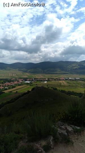 [P02] Panorama de la Cetatea Colțești » foto by Ffrom
 - 
<span class="allrVoted glyphicon glyphicon-heart hidden" id="av993294"></span>
<a class="m-l-10 hidden" id="sv993294" onclick="voting_Foto_DelVot(,993294,5279)" role="button">șterge vot <span class="glyphicon glyphicon-remove"></span></a>
<a id="v9993294" class=" c-red"  onclick="voting_Foto_SetVot(993294)" role="button"><span class="glyphicon glyphicon-heart-empty"></span> <b>LIKE</b> = Votează poza</a> <img class="hidden"  id="f993294W9" src="/imagini/loader.gif" border="0" /><span class="AjErrMes hidden" id="e993294ErM"></span>