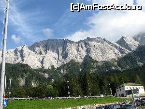 [P62] vedere din Eibsee » foto by spiros
 - 
<span class="allrVoted glyphicon glyphicon-heart hidden" id="av679752"></span>
<a class="m-l-10 hidden" id="sv679752" onclick="voting_Foto_DelVot(,679752,5408)" role="button">șterge vot <span class="glyphicon glyphicon-remove"></span></a>
<a id="v9679752" class=" c-red"  onclick="voting_Foto_SetVot(679752)" role="button"><span class="glyphicon glyphicon-heart-empty"></span> <b>LIKE</b> = Votează poza</a> <img class="hidden"  id="f679752W9" src="/imagini/loader.gif" border="0" /><span class="AjErrMes hidden" id="e679752ErM"></span>