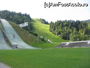 [P71] Trambulina Garmisch-Partenkirchen » foto by spiros
 - 
<span class="allrVoted glyphicon glyphicon-heart hidden" id="av679767"></span>
<a class="m-l-10 hidden" id="sv679767" onclick="voting_Foto_DelVot(,679767,5408)" role="button">șterge vot <span class="glyphicon glyphicon-remove"></span></a>
<a id="v9679767" class=" c-red"  onclick="voting_Foto_SetVot(679767)" role="button"><span class="glyphicon glyphicon-heart-empty"></span> <b>LIKE</b> = Votează poza</a> <img class="hidden"  id="f679767W9" src="/imagini/loader.gif" border="0" /><span class="AjErrMes hidden" id="e679767ErM"></span>