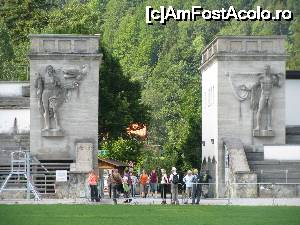 [P72] Intrarea la Trambulina Garmisch-Partenkirchen » foto by spiros
 - 
<span class="allrVoted glyphicon glyphicon-heart hidden" id="av679768"></span>
<a class="m-l-10 hidden" id="sv679768" onclick="voting_Foto_DelVot(,679768,5408)" role="button">șterge vot <span class="glyphicon glyphicon-remove"></span></a>
<a id="v9679768" class=" c-red"  onclick="voting_Foto_SetVot(679768)" role="button"><span class="glyphicon glyphicon-heart-empty"></span> <b>LIKE</b> = Votează poza</a> <img class="hidden"  id="f679768W9" src="/imagini/loader.gif" border="0" /><span class="AjErrMes hidden" id="e679768ErM"></span>