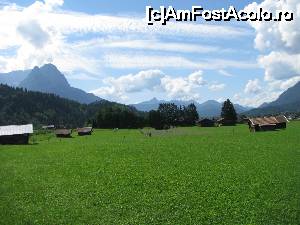 [P08] vedere din tren cu pajistile inverzite » foto by spiros
 - 
<span class="allrVoted glyphicon glyphicon-heart hidden" id="av679645"></span>
<a class="m-l-10 hidden" id="sv679645" onclick="voting_Foto_DelVot(,679645,5408)" role="button">șterge vot <span class="glyphicon glyphicon-remove"></span></a>
<a id="v9679645" class=" c-red"  onclick="voting_Foto_SetVot(679645)" role="button"><span class="glyphicon glyphicon-heart-empty"></span> <b>LIKE</b> = Votează poza</a> <img class="hidden"  id="f679645W9" src="/imagini/loader.gif" border="0" /><span class="AjErrMes hidden" id="e679645ErM"></span>