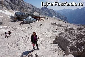 [P14] La cota 2600m pe Zugspitze.  » foto by GIN2015*
 - 
<span class="allrVoted glyphicon glyphicon-heart hidden" id="av647827"></span>
<a class="m-l-10 hidden" id="sv647827" onclick="voting_Foto_DelVot(,647827,5408)" role="button">șterge vot <span class="glyphicon glyphicon-remove"></span></a>
<a id="v9647827" class=" c-red"  onclick="voting_Foto_SetVot(647827)" role="button"><span class="glyphicon glyphicon-heart-empty"></span> <b>LIKE</b> = Votează poza</a> <img class="hidden"  id="f647827W9" src="/imagini/loader.gif" border="0" /><span class="AjErrMes hidden" id="e647827ErM"></span>