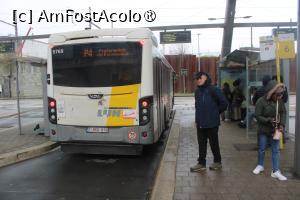 [P03] Gent, Stația de autobuze, Gara Sf. Petre, Autobuzul P4 ce merge în Centrul Vechi » foto by mprofeanu
 - 
<span class="allrVoted glyphicon glyphicon-heart hidden" id="av1444221"></span>
<a class="m-l-10 hidden" id="sv1444221" onclick="voting_Foto_DelVot(,1444221,5419)" role="button">șterge vot <span class="glyphicon glyphicon-remove"></span></a>
<a id="v91444221" class=" c-red"  onclick="voting_Foto_SetVot(1444221)" role="button"><span class="glyphicon glyphicon-heart-empty"></span> <b>LIKE</b> = Votează poza</a> <img class="hidden"  id="f1444221W9" src="/imagini/loader.gif" border="0" /><span class="AjErrMes hidden" id="e1444221ErM"></span>