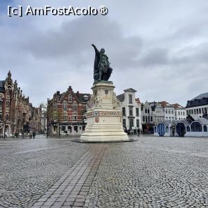 [P51] Gent, Piața de Vineri, Monumentul Jacob van Artevelde, erou local din timpul Războiului de 100 de ani » foto by mprofeanu
 - 
<span class="allrVoted glyphicon glyphicon-heart hidden" id="av1444269"></span>
<a class="m-l-10 hidden" id="sv1444269" onclick="voting_Foto_DelVot(,1444269,5419)" role="button">șterge vot <span class="glyphicon glyphicon-remove"></span></a>
<a id="v91444269" class=" c-red"  onclick="voting_Foto_SetVot(1444269)" role="button"><span class="glyphicon glyphicon-heart-empty"></span> <b>LIKE</b> = Votează poza</a> <img class="hidden"  id="f1444269W9" src="/imagini/loader.gif" border="0" /><span class="AjErrMes hidden" id="e1444269ErM"></span>