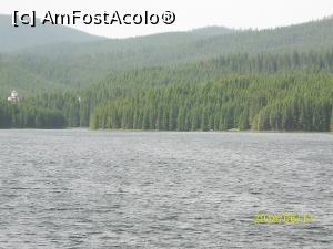 [P24] Lacul Oașa (în stânga, Mânăstirea Oașa)  » foto by puiutea
 - 
<span class="allrVoted glyphicon glyphicon-heart hidden" id="av752151"></span>
<a class="m-l-10 hidden" id="sv752151" onclick="voting_Foto_DelVot(,752151,5504)" role="button">șterge vot <span class="glyphicon glyphicon-remove"></span></a>
<a id="v9752151" class=" c-red"  onclick="voting_Foto_SetVot(752151)" role="button"><span class="glyphicon glyphicon-heart-empty"></span> <b>LIKE</b> = Votează poza</a> <img class="hidden"  id="f752151W9" src="/imagini/loader.gif" border="0" /><span class="AjErrMes hidden" id="e752151ErM"></span>