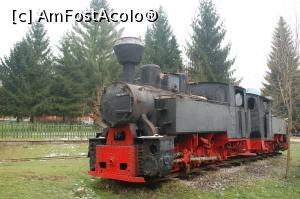 [P41] Covasna - în fața h. Bradul, două foste locomotive cu abur ale vechii mocănițe » foto by Dragoș_MD
 - 
<span class="allrVoted glyphicon glyphicon-heart hidden" id="av814506"></span>
<a class="m-l-10 hidden" id="sv814506" onclick="voting_Foto_DelVot(,814506,5515)" role="button">șterge vot <span class="glyphicon glyphicon-remove"></span></a>
<a id="v9814506" class=" c-red"  onclick="voting_Foto_SetVot(814506)" role="button"><span class="glyphicon glyphicon-heart-empty"></span> <b>LIKE</b> = Votează poza</a> <img class="hidden"  id="f814506W9" src="/imagini/loader.gif" border="0" /><span class="AjErrMes hidden" id="e814506ErM"></span>