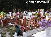 [P38] Cimitirul din Litochoro » foto by mariana.olaru
 - 
<span class="allrVoted glyphicon glyphicon-heart hidden" id="av66490"></span>
<a class="m-l-10 hidden" id="sv66490" onclick="voting_Foto_DelVot(,66490,5524)" role="button">șterge vot <span class="glyphicon glyphicon-remove"></span></a>
<a id="v966490" class=" c-red"  onclick="voting_Foto_SetVot(66490)" role="button"><span class="glyphicon glyphicon-heart-empty"></span> <b>LIKE</b> = Votează poza</a> <img class="hidden"  id="f66490W9" src="/imagini/loader.gif" border="0" /><span class="AjErrMes hidden" id="e66490ErM"></span>