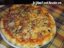 [P08] Restaurant Old Mill - pizza prosciutto e funghi » foto by danoradea
 - 
<span class="allrVoted glyphicon glyphicon-heart hidden" id="av148622"></span>
<a class="m-l-10 hidden" id="sv148622" onclick="voting_Foto_DelVot(,148622,5534)" role="button">șterge vot <span class="glyphicon glyphicon-remove"></span></a>
<a id="v9148622" class=" c-red"  onclick="voting_Foto_SetVot(148622)" role="button"><span class="glyphicon glyphicon-heart-empty"></span> <b>LIKE</b> = Votează poza</a> <img class="hidden"  id="f148622W9" src="/imagini/loader.gif" border="0" /><span class="AjErrMes hidden" id="e148622ErM"></span>