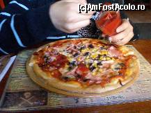 [P21] Casa Piratilor Oradea - pizza prosciutto & funghi. » foto by presario
 - 
<span class="allrVoted glyphicon glyphicon-heart hidden" id="av66776"></span>
<a class="m-l-10 hidden" id="sv66776" onclick="voting_Foto_DelVot(,66776,5534)" role="button">șterge vot <span class="glyphicon glyphicon-remove"></span></a>
<a id="v966776" class=" c-red"  onclick="voting_Foto_SetVot(66776)" role="button"><span class="glyphicon glyphicon-heart-empty"></span> <b>LIKE</b> = Votează poza</a> <img class="hidden"  id="f66776W9" src="/imagini/loader.gif" border="0" /><span class="AjErrMes hidden" id="e66776ErM"></span>