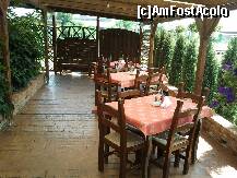 [P06] Restaurant-Pizzerie Vinoterra (Osteria), terasa - partea dreaptă. » foto by creivean
 - 
<span class="allrVoted glyphicon glyphicon-heart hidden" id="av225744"></span>
<a class="m-l-10 hidden" id="sv225744" onclick="voting_Foto_DelVot(,225744,5534)" role="button">șterge vot <span class="glyphicon glyphicon-remove"></span></a>
<a id="v9225744" class=" c-red"  onclick="voting_Foto_SetVot(225744)" role="button"><span class="glyphicon glyphicon-heart-empty"></span> <b>LIKE</b> = Votează poza</a> <img class="hidden"  id="f225744W9" src="/imagini/loader.gif" border="0" /><span class="AjErrMes hidden" id="e225744ErM"></span>