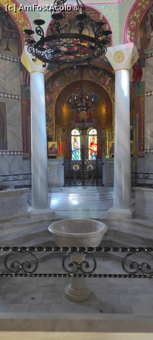[P12] Baptisteriul Sf Lidia » foto by ilee
 - 
<span class="allrVoted glyphicon glyphicon-heart hidden" id="av1482328"></span>
<a class="m-l-10 hidden" id="sv1482328" onclick="voting_Foto_DelVot(,1482328,5636)" role="button">șterge vot <span class="glyphicon glyphicon-remove"></span></a>
<a id="v91482328" class=" c-red"  onclick="voting_Foto_SetVot(1482328)" role="button"><span class="glyphicon glyphicon-heart-empty"></span> <b>LIKE</b> = Votează poza</a> <img class="hidden"  id="f1482328W9" src="/imagini/loader.gif" border="0" /><span class="AjErrMes hidden" id="e1482328ErM"></span>