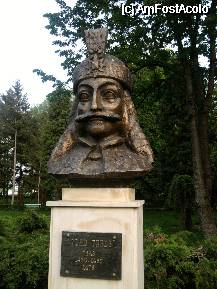 [P09] statuia lui Vlad Tepes din parcul Chindiei » foto by ms65
 - 
<span class="allrVoted glyphicon glyphicon-heart hidden" id="av73181"></span>
<a class="m-l-10 hidden" id="sv73181" onclick="voting_Foto_DelVot(,73181,5726)" role="button">șterge vot <span class="glyphicon glyphicon-remove"></span></a>
<a id="v973181" class=" c-red"  onclick="voting_Foto_SetVot(73181)" role="button"><span class="glyphicon glyphicon-heart-empty"></span> <b>LIKE</b> = Votează poza</a> <img class="hidden"  id="f73181W9" src="/imagini/loader.gif" border="0" /><span class="AjErrMes hidden" id="e73181ErM"></span>