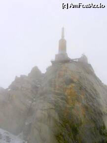 [P04] Aiguille de Midi, varful in ceata » foto by Michi
 - 
<span class="allrVoted glyphicon glyphicon-heart hidden" id="av75009"></span>
<a class="m-l-10 hidden" id="sv75009" onclick="voting_Foto_DelVot(,75009,5749)" role="button">șterge vot <span class="glyphicon glyphicon-remove"></span></a>
<a id="v975009" class=" c-red"  onclick="voting_Foto_SetVot(75009)" role="button"><span class="glyphicon glyphicon-heart-empty"></span> <b>LIKE</b> = Votează poza</a> <img class="hidden"  id="f75009W9" src="/imagini/loader.gif" border="0" /><span class="AjErrMes hidden" id="e75009ErM"></span>