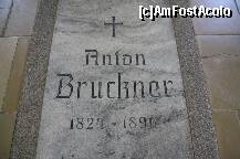 [P20] Placa comemorativa Anton Bruckner la intrarea in biserica » foto by Alina53
 - 
<span class="allrVoted glyphicon glyphicon-heart hidden" id="av140742"></span>
<a class="m-l-10 hidden" id="sv140742" onclick="voting_Foto_DelVot(,140742,5751)" role="button">șterge vot <span class="glyphicon glyphicon-remove"></span></a>
<a id="v9140742" class=" c-red"  onclick="voting_Foto_SetVot(140742)" role="button"><span class="glyphicon glyphicon-heart-empty"></span> <b>LIKE</b> = Votează poza</a> <img class="hidden"  id="f140742W9" src="/imagini/loader.gif" border="0" /><span class="AjErrMes hidden" id="e140742ErM"></span>