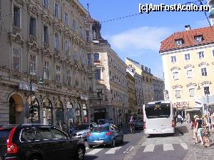 [P11] La stop stau si biciclete si autobuze si turisme.  » foto by liviu49
 - 
<span class="allrVoted glyphicon glyphicon-heart hidden" id="av617971"></span>
<a class="m-l-10 hidden" id="sv617971" onclick="voting_Foto_DelVot(,617971,5751)" role="button">șterge vot <span class="glyphicon glyphicon-remove"></span></a>
<a id="v9617971" class=" c-red"  onclick="voting_Foto_SetVot(617971)" role="button"><span class="glyphicon glyphicon-heart-empty"></span> <b>LIKE</b> = Votează poza</a> <img class="hidden"  id="f617971W9" src="/imagini/loader.gif" border="0" /><span class="AjErrMes hidden" id="e617971ErM"></span>