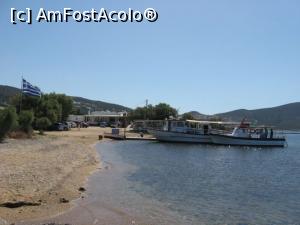 [P16] Agios Giorgios Beach. De aici se ia vaporasul spre insula Sifnos. » foto by dorgo
 - 
<span class="allrVoted glyphicon glyphicon-heart hidden" id="av1256206"></span>
<a class="m-l-10 hidden" id="sv1256206" onclick="voting_Foto_DelVot(,1256206,5760)" role="button">șterge vot <span class="glyphicon glyphicon-remove"></span></a>
<a id="v91256206" class=" c-red"  onclick="voting_Foto_SetVot(1256206)" role="button"><span class="glyphicon glyphicon-heart-empty"></span> <b>LIKE</b> = Votează poza</a> <img class="hidden"  id="f1256206W9" src="/imagini/loader.gif" border="0" /><span class="AjErrMes hidden" id="e1256206ErM"></span>