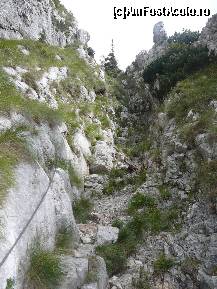 [P31] O zona prevazuta cu cablu metalic » foto by Claudiu U.
 - 
<span class="allrVoted glyphicon glyphicon-heart hidden" id="av256763"></span>
<a class="m-l-10 hidden" id="sv256763" onclick="voting_Foto_DelVot(,256763,5764)" role="button">șterge vot <span class="glyphicon glyphicon-remove"></span></a>
<a id="v9256763" class=" c-red"  onclick="voting_Foto_SetVot(256763)" role="button"><span class="glyphicon glyphicon-heart-empty"></span> <b>LIKE</b> = Votează poza</a> <img class="hidden"  id="f256763W9" src="/imagini/loader.gif" border="0" /><span class="AjErrMes hidden" id="e256763ErM"></span>