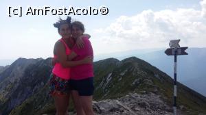 [P12] Bucuria victoriei! Pe Vf La Om - Piatra Craiului » foto by raducondurache
 - 
<span class="allrVoted glyphicon glyphicon-heart hidden" id="av1099812"></span>
<a class="m-l-10 hidden" id="sv1099812" onclick="voting_Foto_DelVot(,1099812,5764)" role="button">șterge vot <span class="glyphicon glyphicon-remove"></span></a>
<a id="v91099812" class=" c-red"  onclick="voting_Foto_SetVot(1099812)" role="button"><span class="glyphicon glyphicon-heart-empty"></span> <b>LIKE</b> = Votează poza</a> <img class="hidden"  id="f1099812W9" src="/imagini/loader.gif" border="0" /><span class="AjErrMes hidden" id="e1099812ErM"></span>