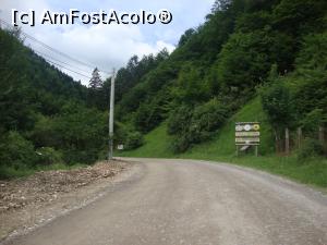 [P01] Am pornit la plimbare. Intrăm în perimetrul Parcului Naţional Piatra Craiului.  » foto by Floryn81
 - 
<span class="allrVoted glyphicon glyphicon-heart hidden" id="av878749"></span>
<a class="m-l-10 hidden" id="sv878749" onclick="voting_Foto_DelVot(,878749,5764)" role="button">șterge vot <span class="glyphicon glyphicon-remove"></span></a>
<a id="v9878749" class=" c-red"  onclick="voting_Foto_SetVot(878749)" role="button"><span class="glyphicon glyphicon-heart-empty"></span> <b>LIKE</b> = Votează poza</a> <img class="hidden"  id="f878749W9" src="/imagini/loader.gif" border="0" /><span class="AjErrMes hidden" id="e878749ErM"></span>