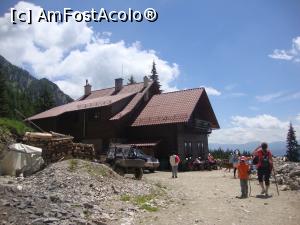 [P38] Am ajuns la Cabana Curmătura, altitudine 1470 de metri.  » foto by Floryn81
 - 
<span class="allrVoted glyphicon glyphicon-heart hidden" id="av878786"></span>
<a class="m-l-10 hidden" id="sv878786" onclick="voting_Foto_DelVot(,878786,5764)" role="button">șterge vot <span class="glyphicon glyphicon-remove"></span></a>
<a id="v9878786" class=" c-red"  onclick="voting_Foto_SetVot(878786)" role="button"><span class="glyphicon glyphicon-heart-empty"></span> <b>LIKE</b> = Votează poza</a> <img class="hidden"  id="f878786W9" src="/imagini/loader.gif" border="0" /><span class="AjErrMes hidden" id="e878786ErM"></span>