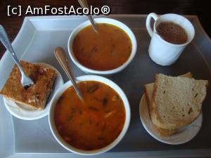 [P46] Poftiţi la masă! Mâncarea de la cabană ne-a plăcut!  » foto by Floryn81
 - 
<span class="allrVoted glyphicon glyphicon-heart hidden" id="av878794"></span>
<a class="m-l-10 hidden" id="sv878794" onclick="voting_Foto_DelVot(,878794,5764)" role="button">șterge vot <span class="glyphicon glyphicon-remove"></span></a>
<a id="v9878794" class=" c-red"  onclick="voting_Foto_SetVot(878794)" role="button"><span class="glyphicon glyphicon-heart-empty"></span> <b>LIKE</b> = Votează poza</a> <img class="hidden"  id="f878794W9" src="/imagini/loader.gif" border="0" /><span class="AjErrMes hidden" id="e878794ErM"></span>